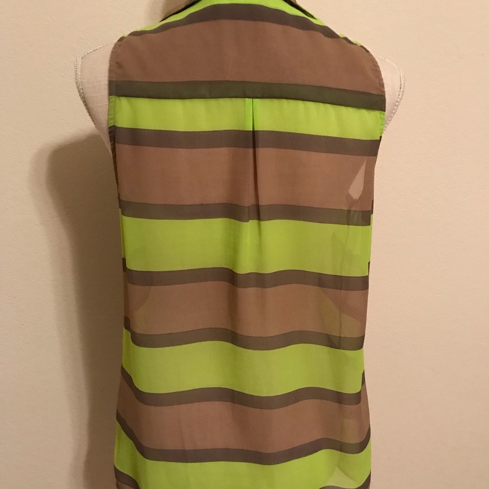 Strip top - Picture 2 of 3